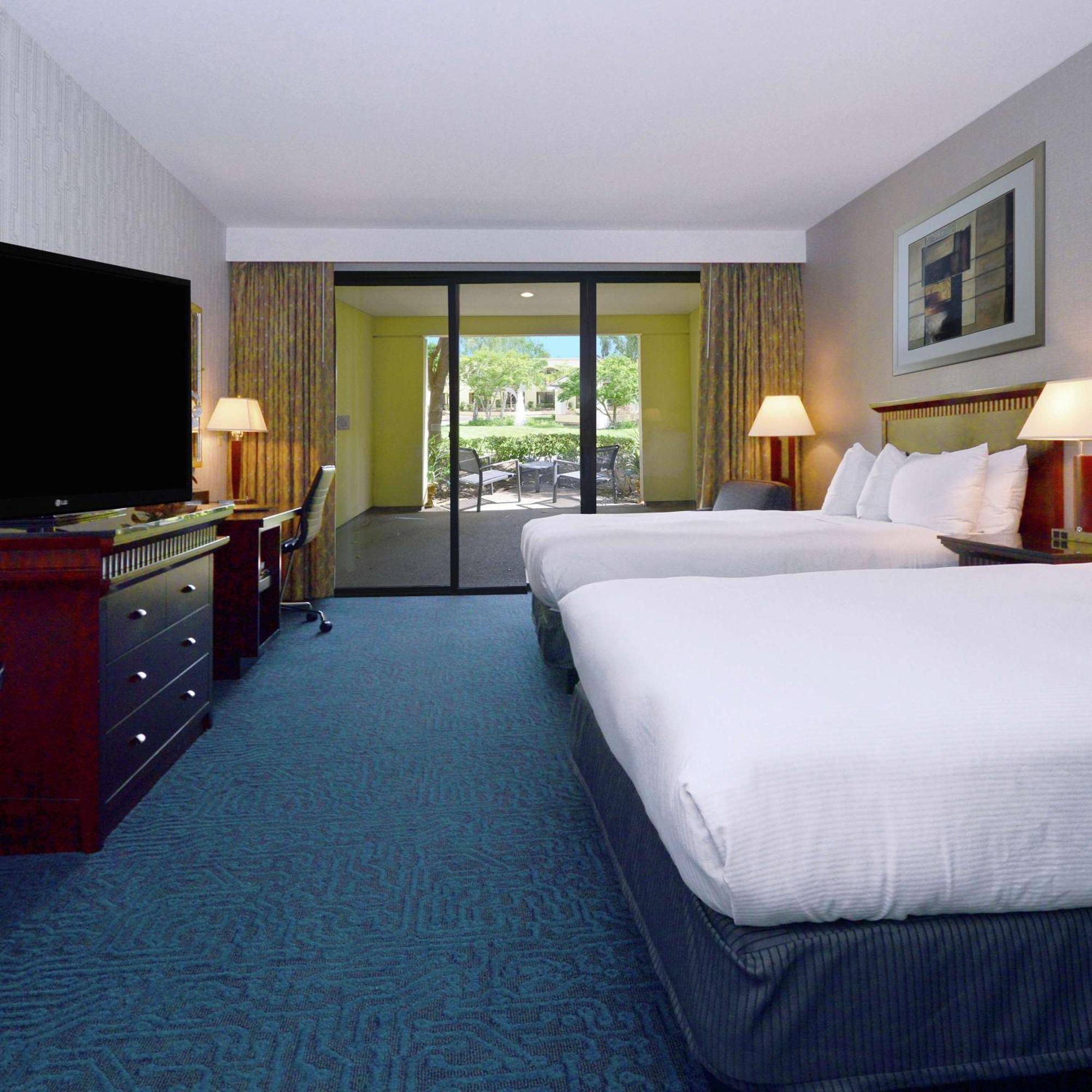 Doubletree By Hilton Newark-Fremont Hotel Exterior foto