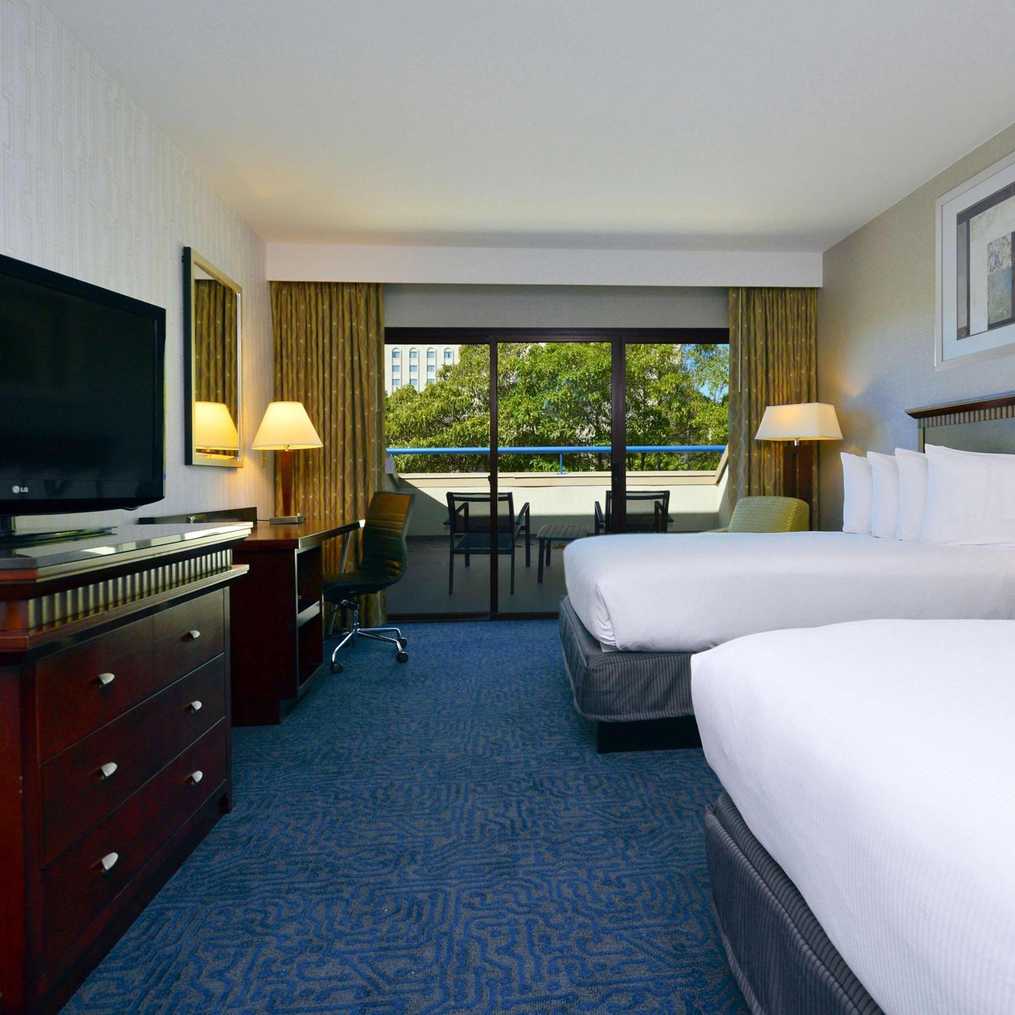 Doubletree By Hilton Newark-Fremont Hotel Exterior foto