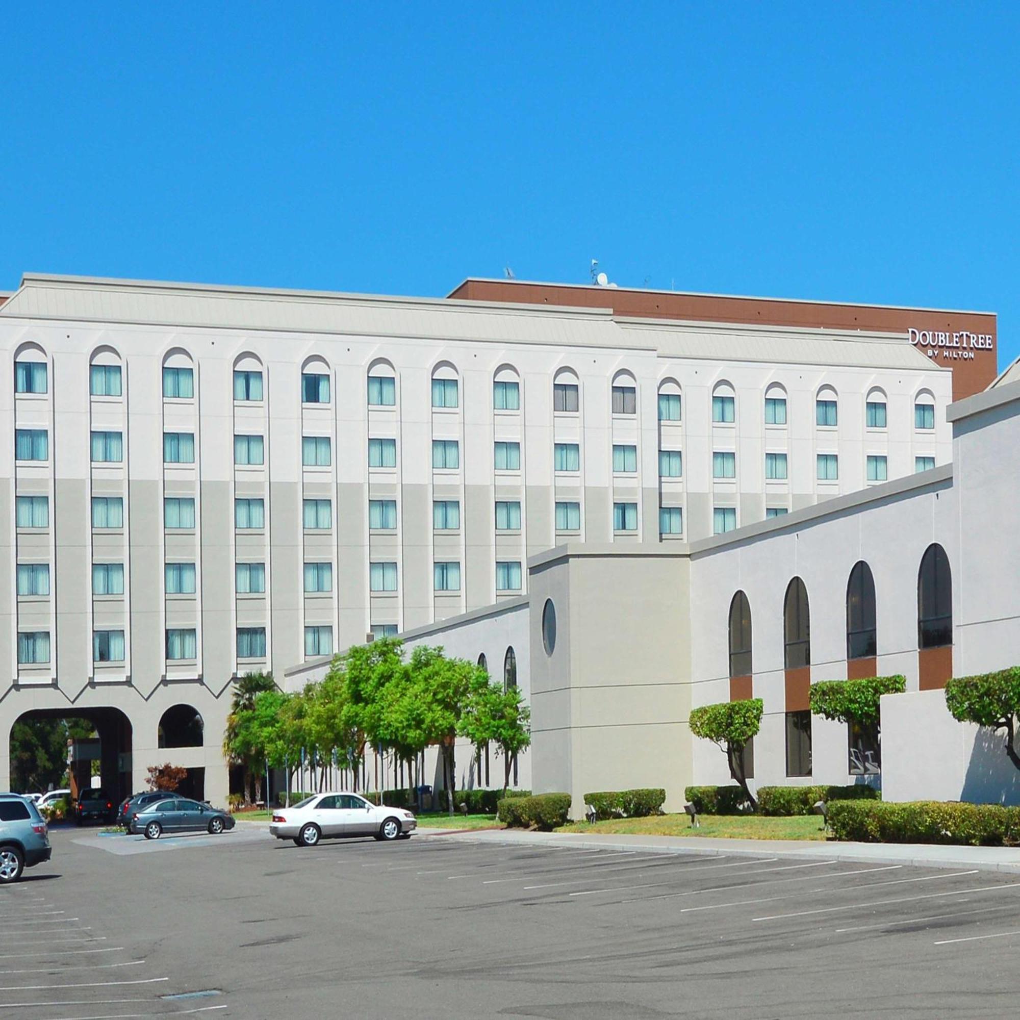 Doubletree By Hilton Newark-Fremont Hotel Exterior foto